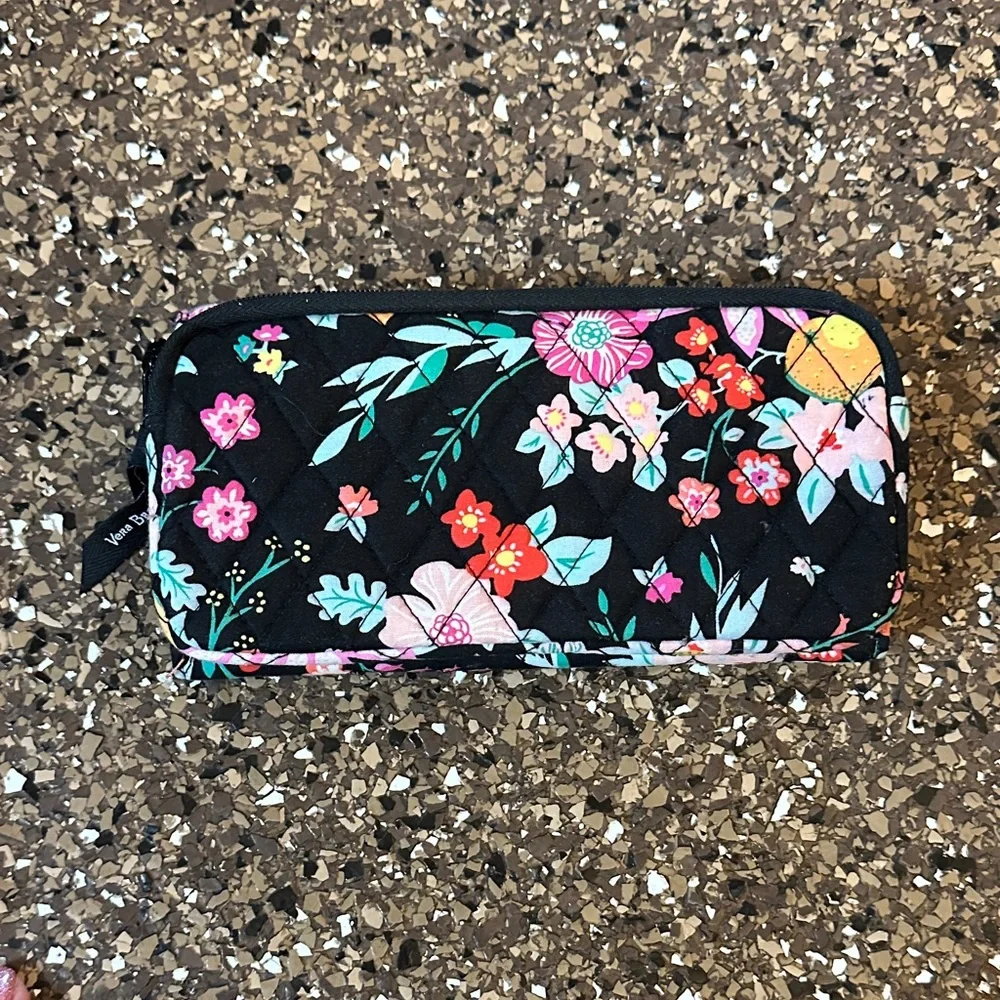 Vera Bradley Black Floral Crossbody Bag with Matching wallet